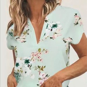 Mint floral V-neck shirt sleeve blouse